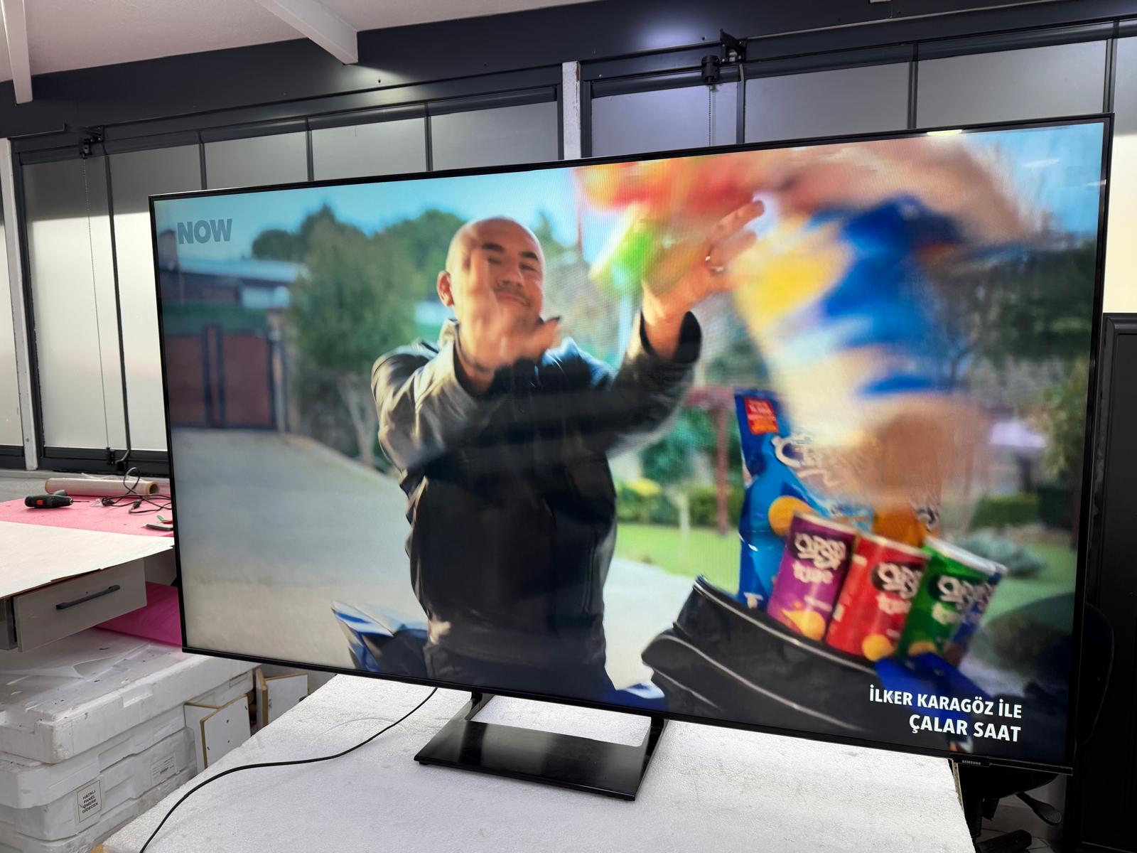 Samsung Crystal 65AU9000 4K Ultra HD 65" 165 Ekran Uydu Alıcılı Smart LED TV