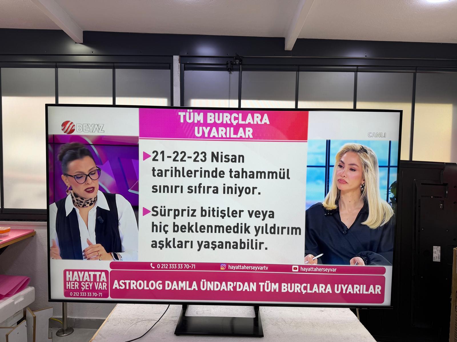 Samsung Crystal 65AU9000 4K Ultra HD 65" 165 Ekran Uydu Alıcılı Smart LED TV