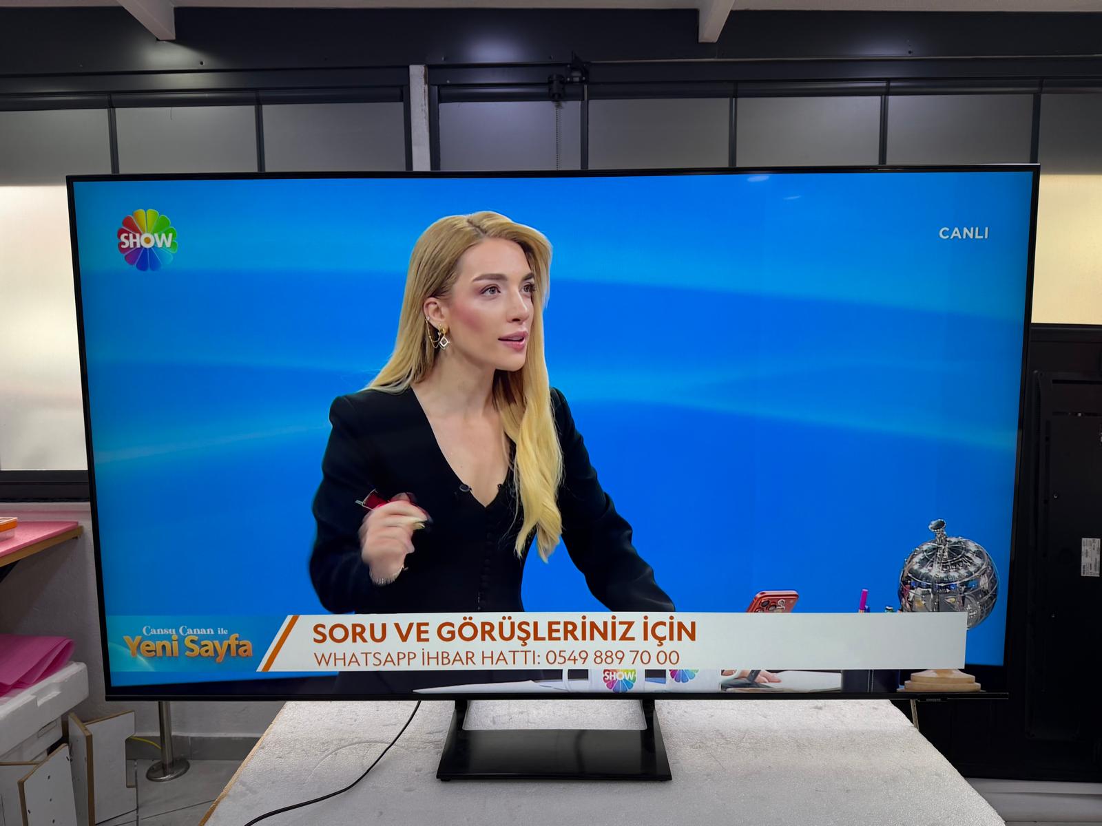 Samsung Crystal 65AU9000 4K Ultra HD 65" 165 Ekran Uydu Alıcılı Smart LED TV