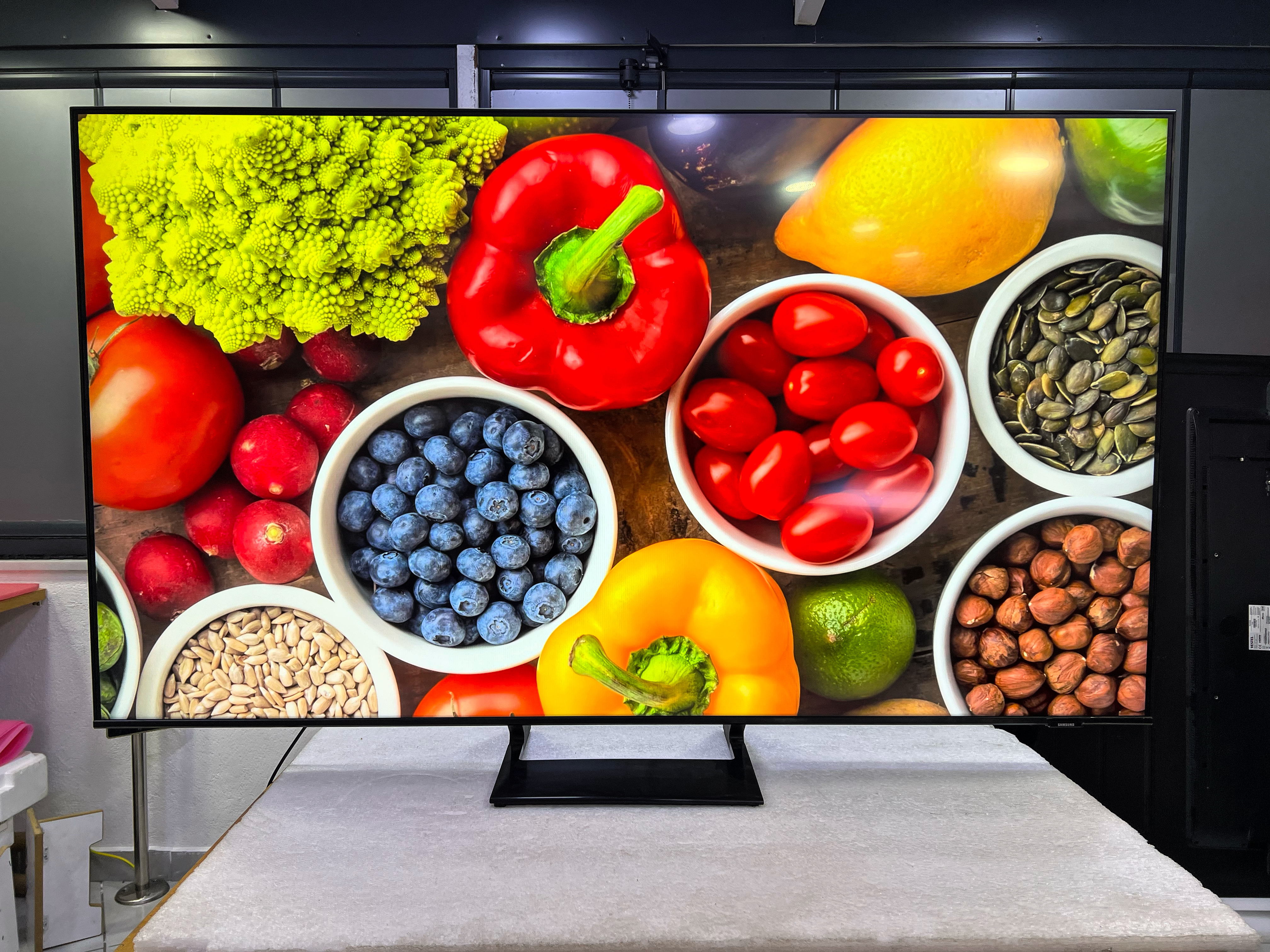 Samsung Crystal 65AU9000 4K Ultra HD 65" 165 Ekran Uydu Alıcılı Smart LED TV