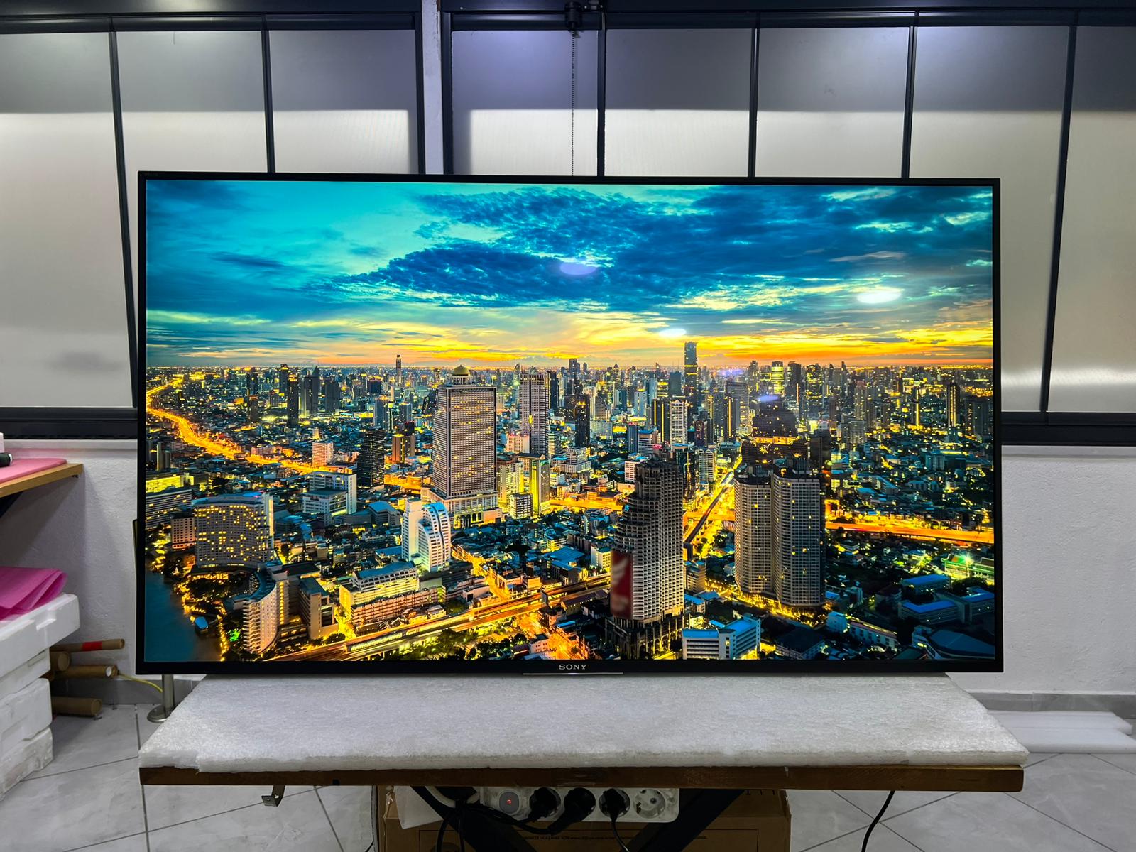 Sony KD-55XE8096 4K Uydu Alıcılı Android Smart LED Televizyon